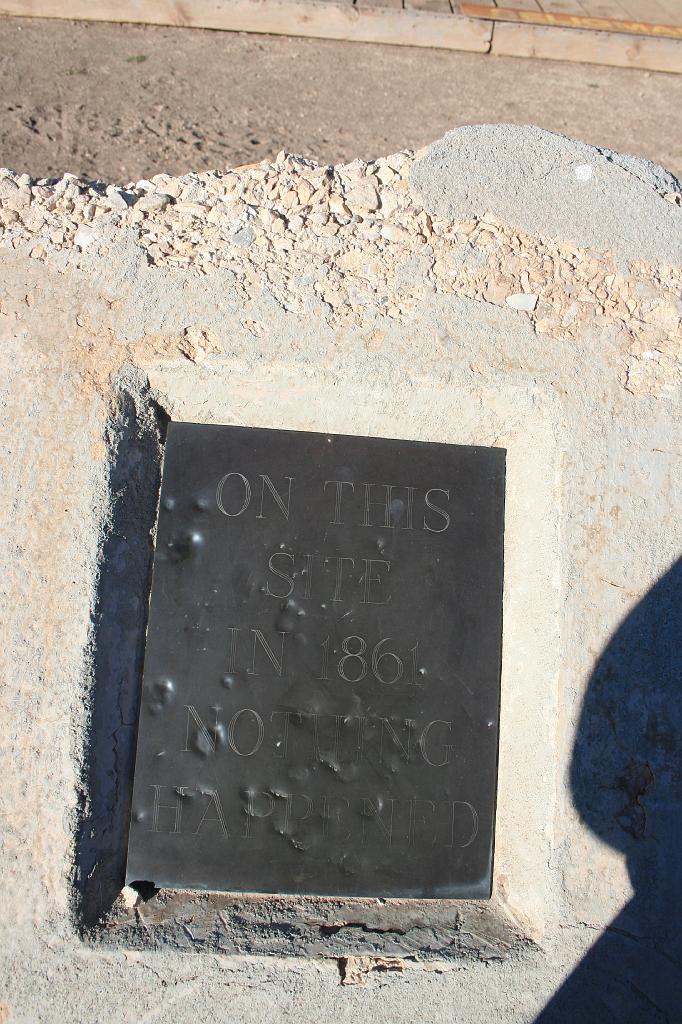 20081024 Route 66 066.jpg - Route 66 - "On this site in 1861 nothing happened."